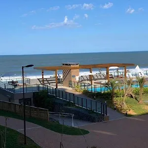 Pe Na Areia Barra Velha (Santa Catarina)